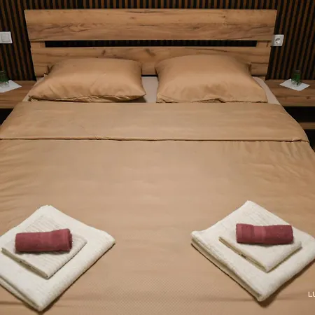 Lux 1 - Lejlighed Zenica